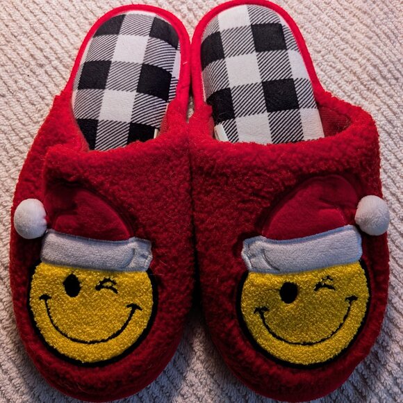 George Shoes - NEW Red Christmas smiley face slippers
